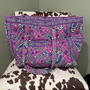 Vera Bradley large tote